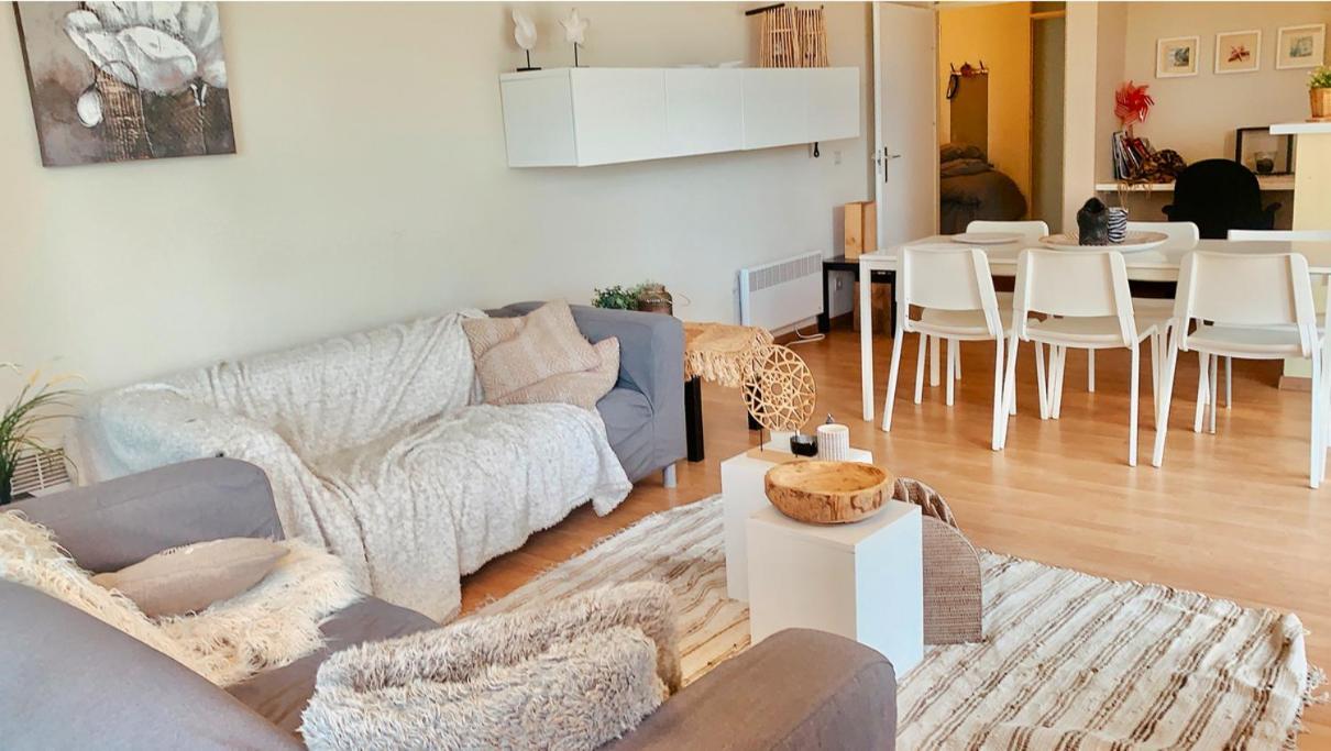 Ruim, Lichtrijk Appartement Met Groot Terras Uitstekend Gelegen In De Panne Dış mekan fotoğraf