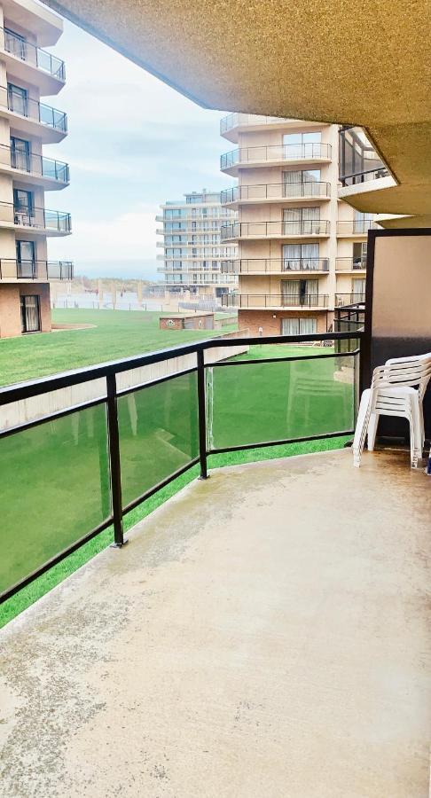 Ruim, Lichtrijk Appartement Met Groot Terras Uitstekend Gelegen In De Panne Dış mekan fotoğraf