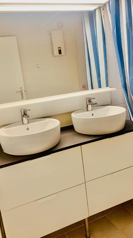 Ruim, Lichtrijk Appartement Met Groot Terras Uitstekend Gelegen In De Panne Dış mekan fotoğraf